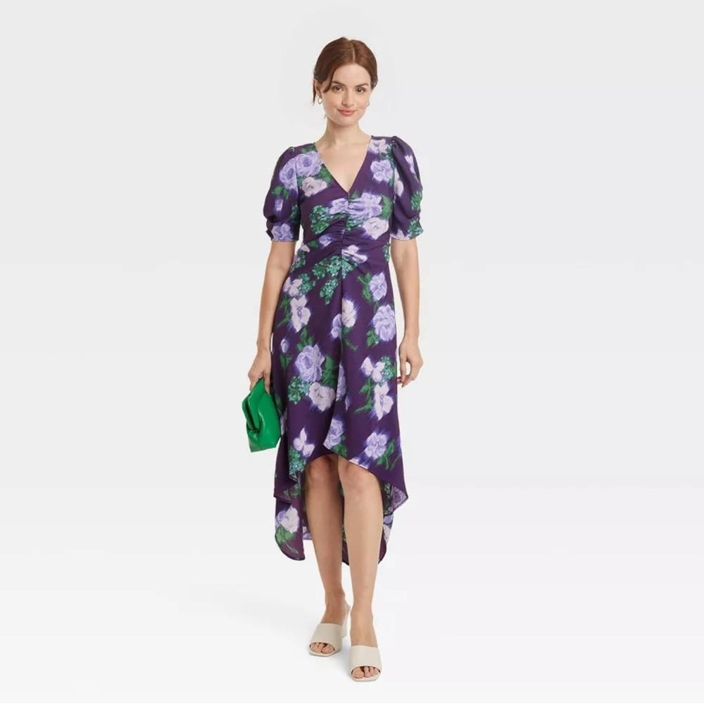 NWOT Crepe Short Sleeve Floral Midi Dress - Sz M